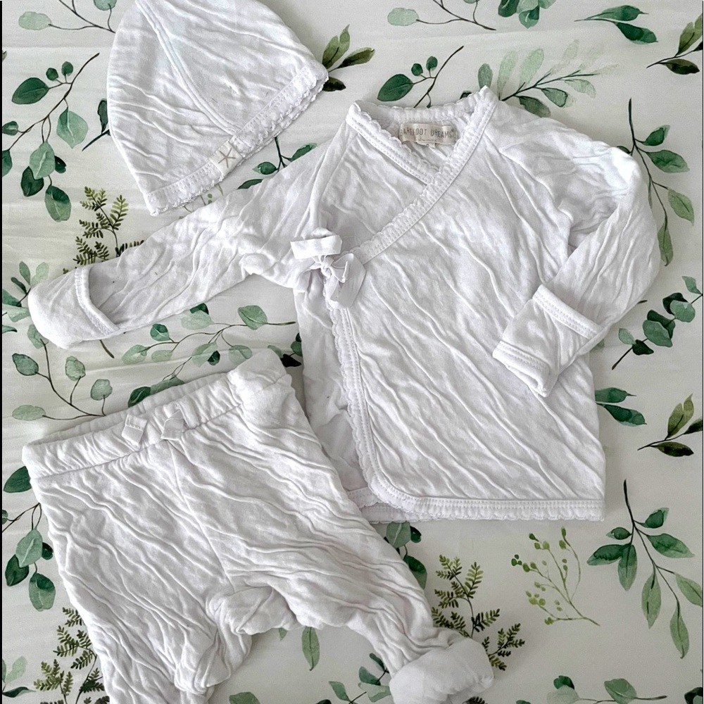 Barefoot dreams take home bundle